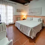 Sa Domu Sarda - *
