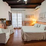 Sa Domu Sarda - *